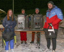 Pia Schneider vom GSC und Philipp Schmid vom SC Odelzhausen als Sieger des Goldenen Skis der Stadt Dachau